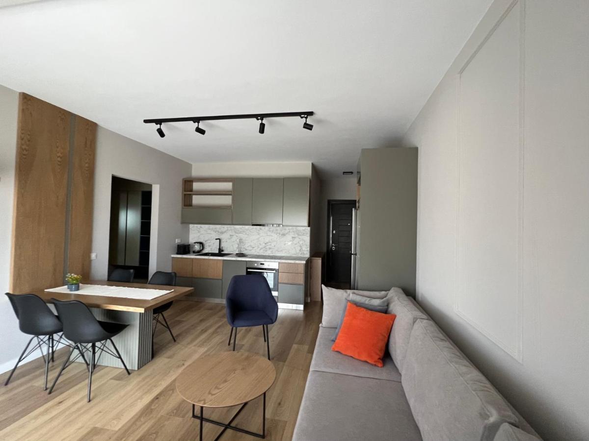 Coral Apartments Sarande Bagian luar foto