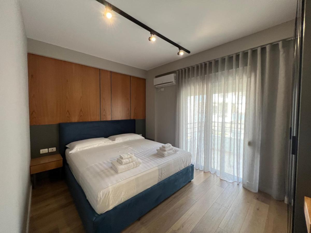 Coral Apartments Sarande Bagian luar foto
