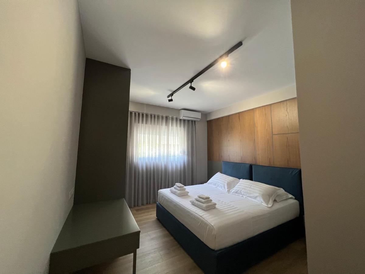 Coral Apartments Sarande Bagian luar foto
