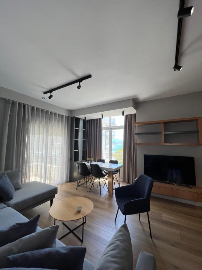 Coral Apartments Sarande Bagian luar foto
